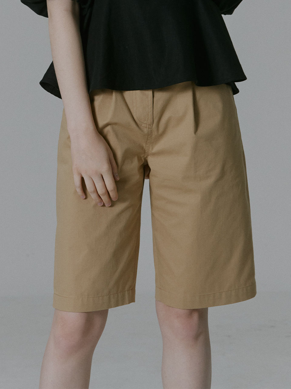 [FITTING SALE] Bermuda Cotton Pants_Beige