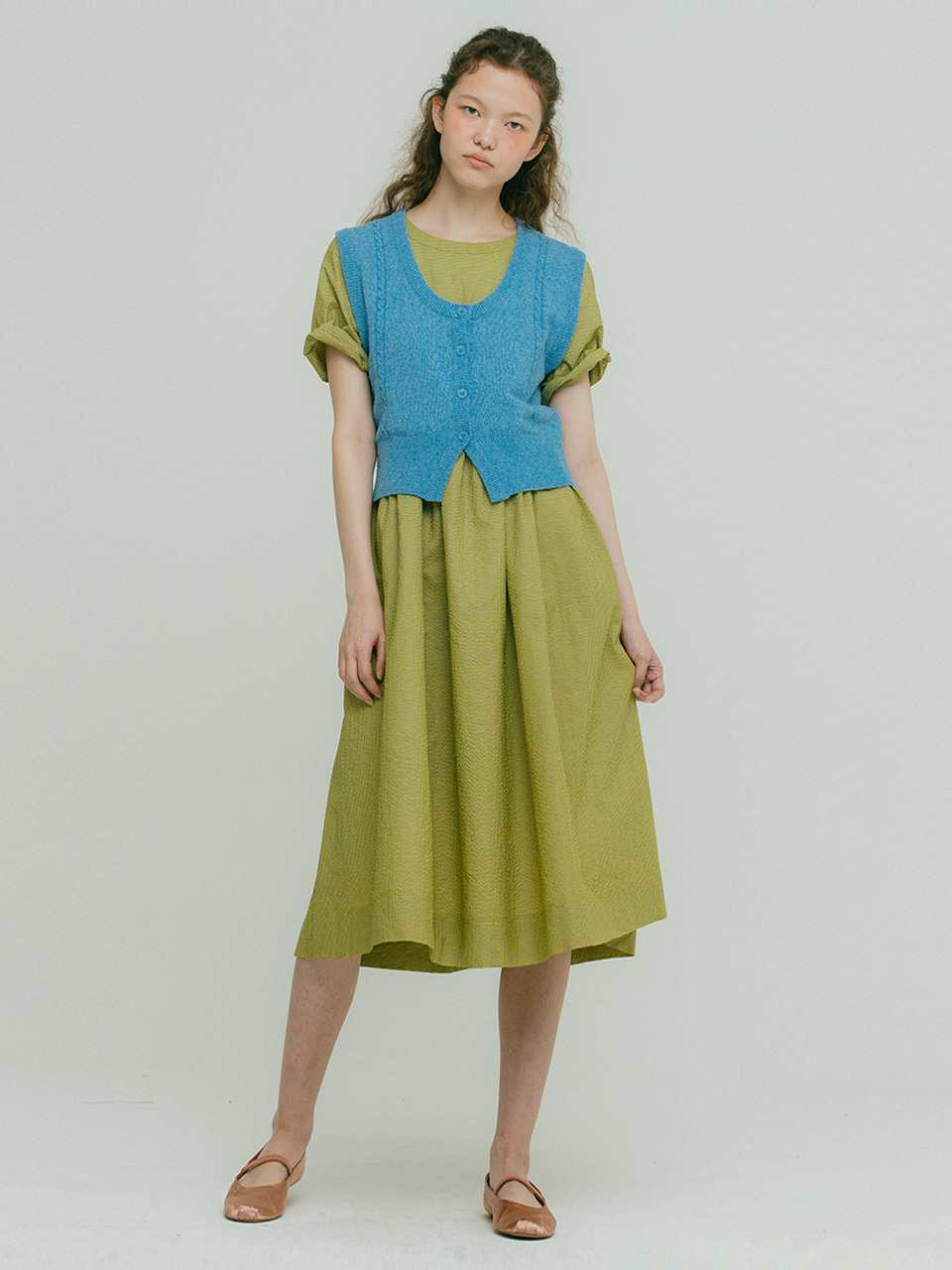 [SET] Seersucker Dress &amp; Boucle Yarn Knit Vest